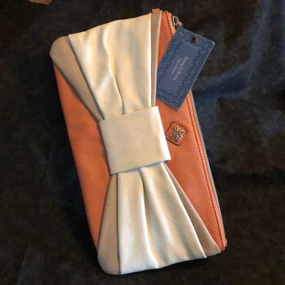 SimplyVera Vera wang clutch - Picture 1 of 2